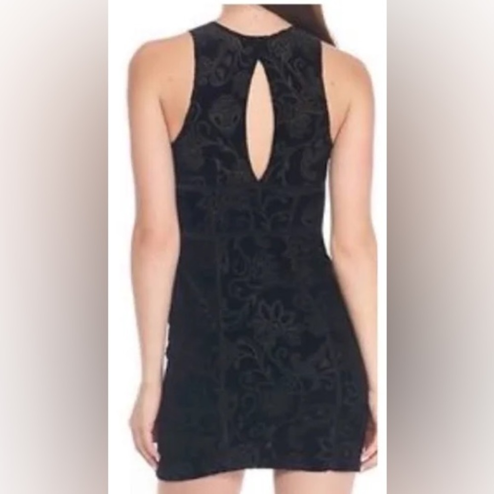 Free People Black Velvet Bodycon Burnout Dress Size XS in EUC - Picture 3 of 15